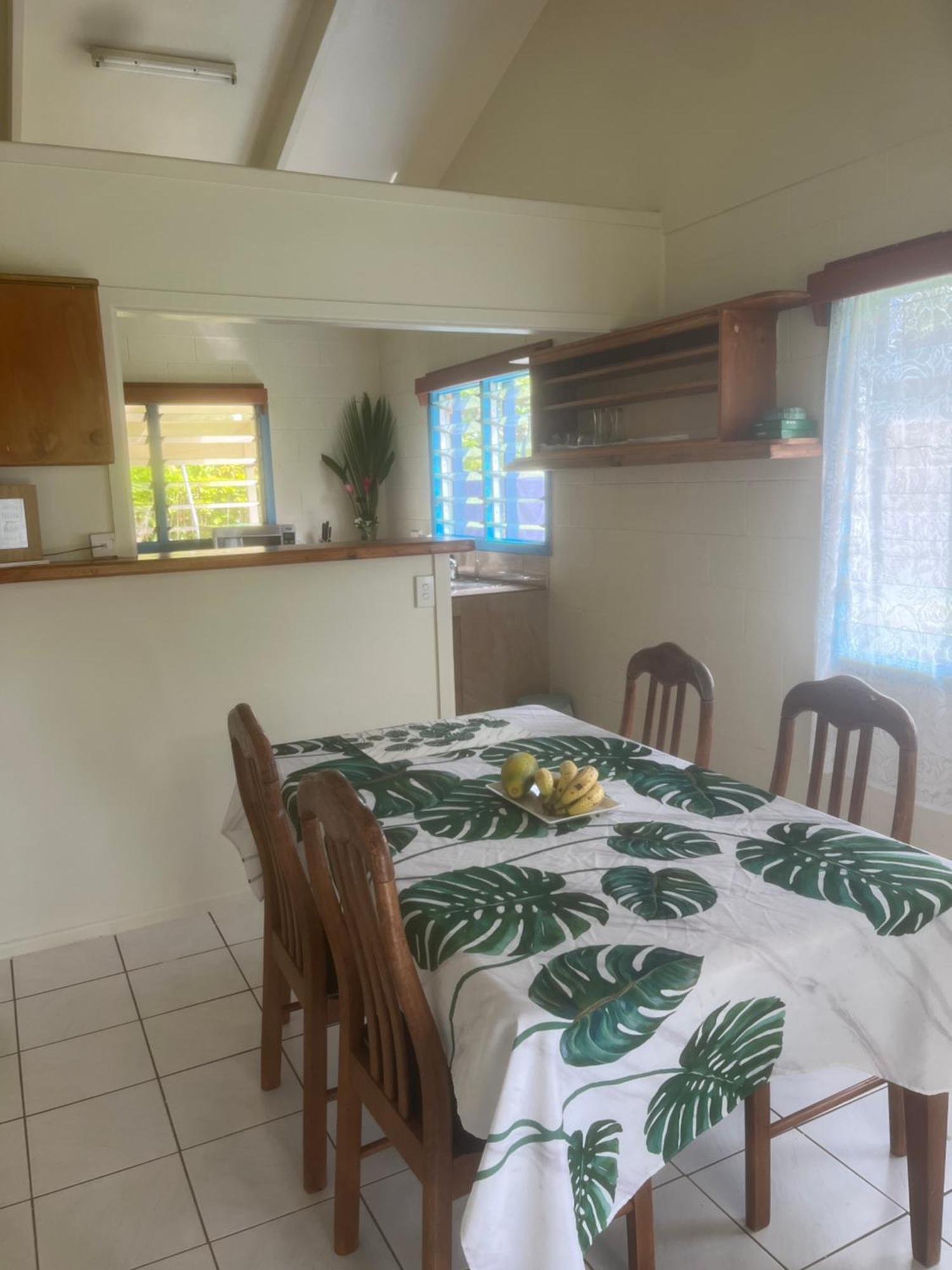 Sharnytas Guesthouse Air Conditioned アバルア エクステリア 写真